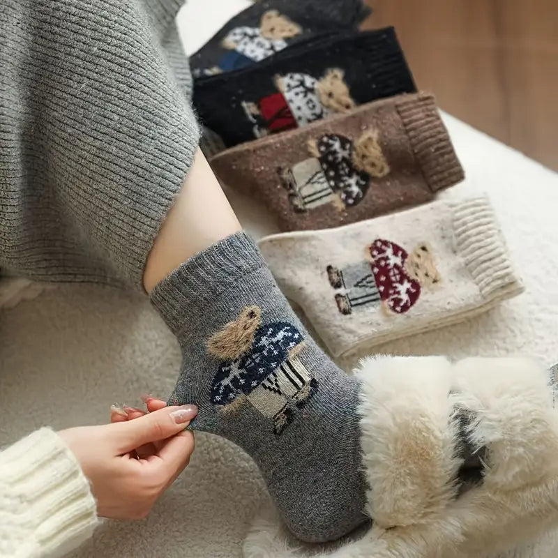 Cozy Winter Bear Pattern Socks – Warm Thick Knit Crew Socks for Men & Women