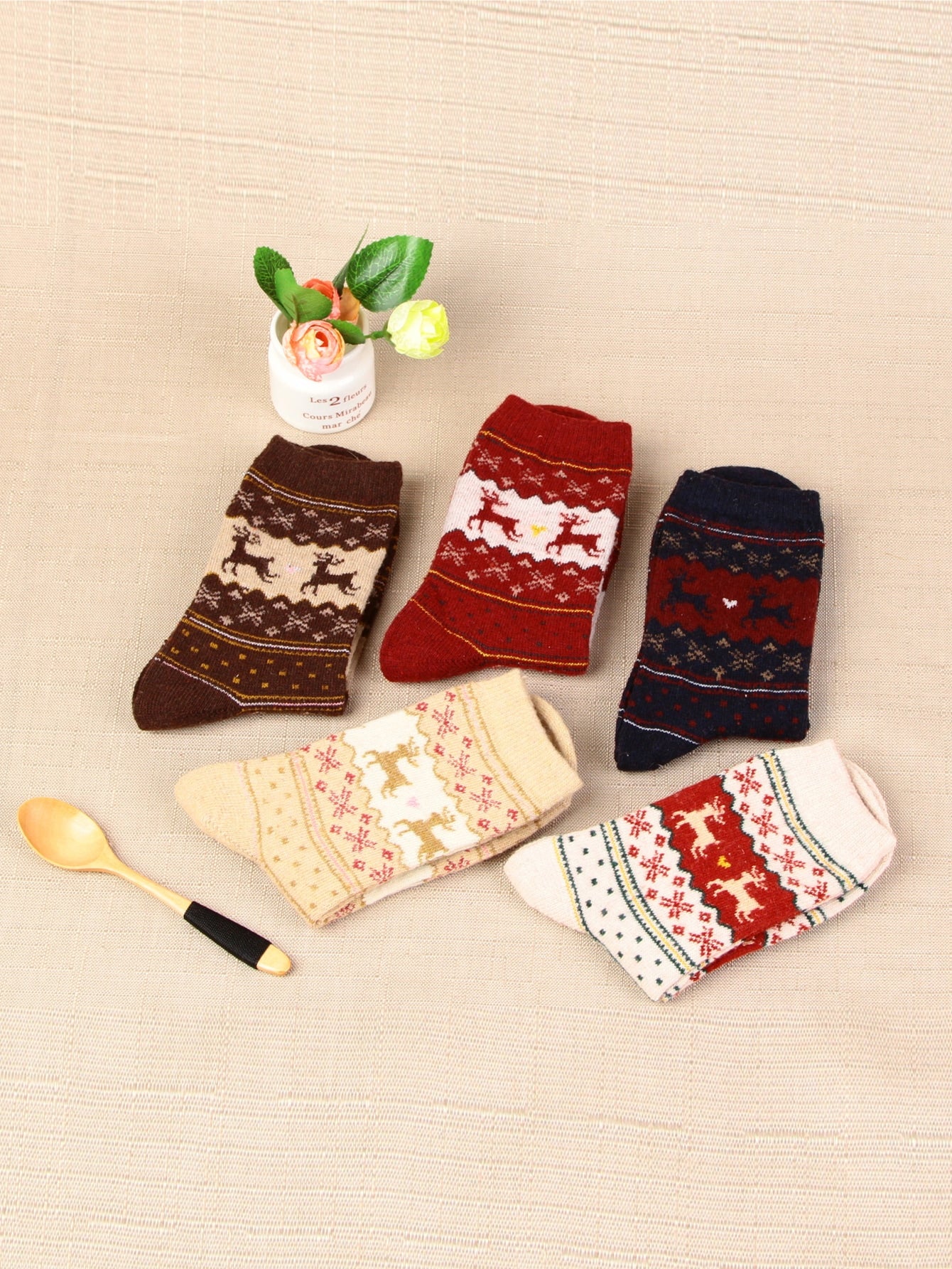 Winter 5-Pair Socks Set – Cozy and Stylish for Cold Weather