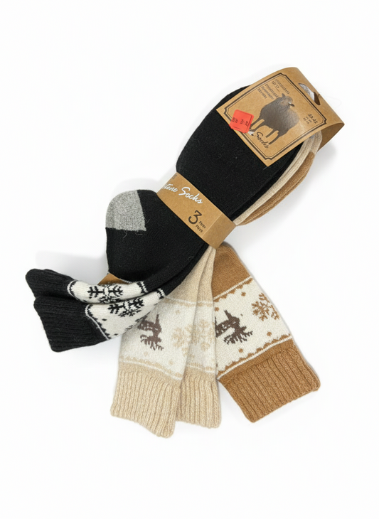 Premium 3-Pack Thick Winter Socks – Reindeer & Snowflake Thermal Knit