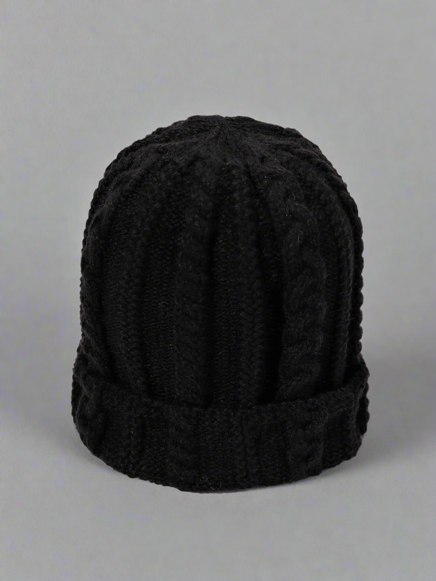 Stylish Cable Knit Beanies - Cozy Winter Hats in Vibrant Colors