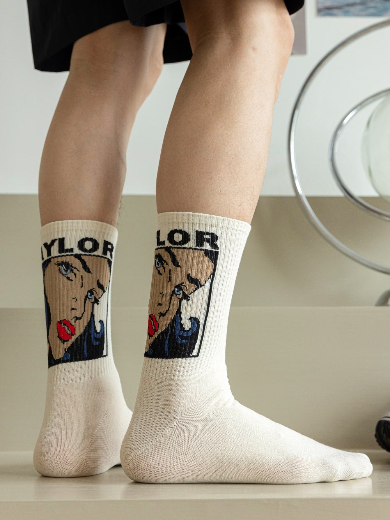 5 Pairs Street Wear Socks