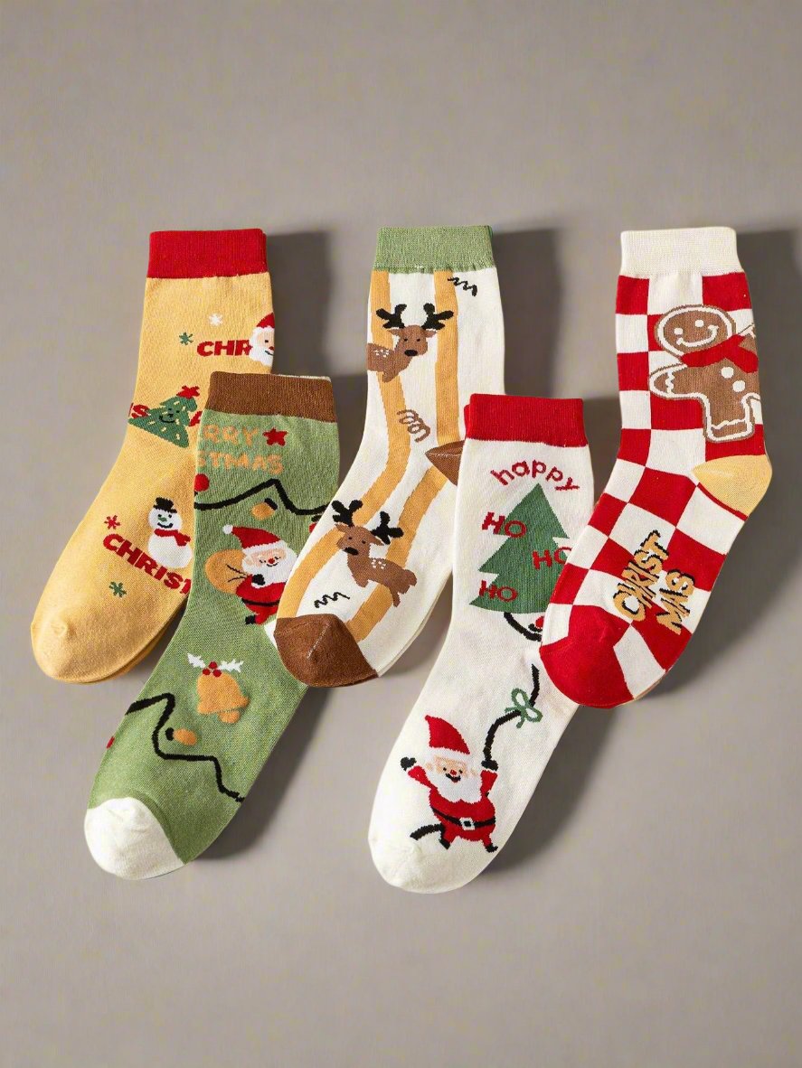 Festive Christmas Socks Set – 5 Pairs of Holiday-Themed Cozy Socks