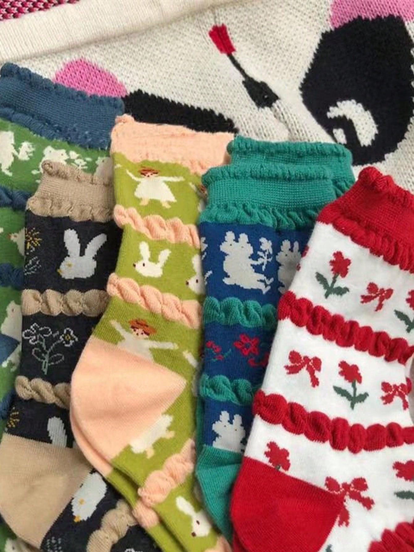 6 Pairs Fun and Cozy Animal-Themed Socks – Perfect for Adding a Playful Touch to Your Wardrobe